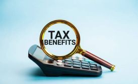 What types of taxes does business in Ukraine pay?